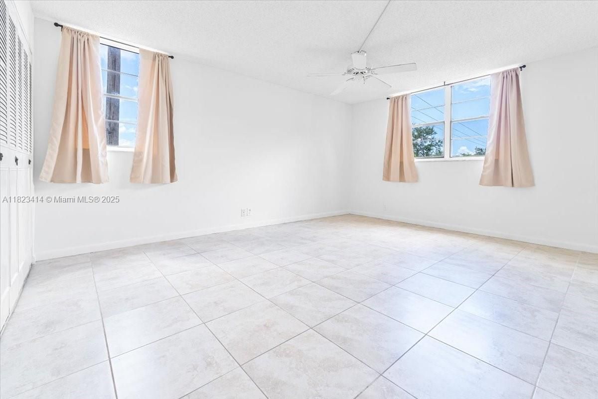 Master bedroom unfurnished